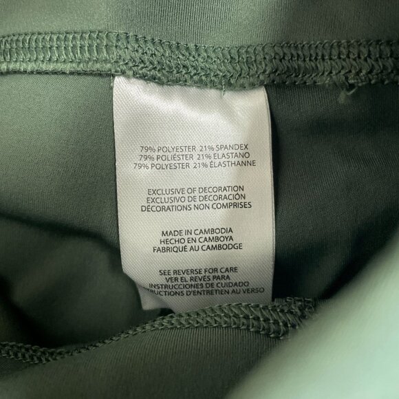 NEW Gap Fit Women's M Green Flare Leggings Green Side Pocket - Picture 11 of 15